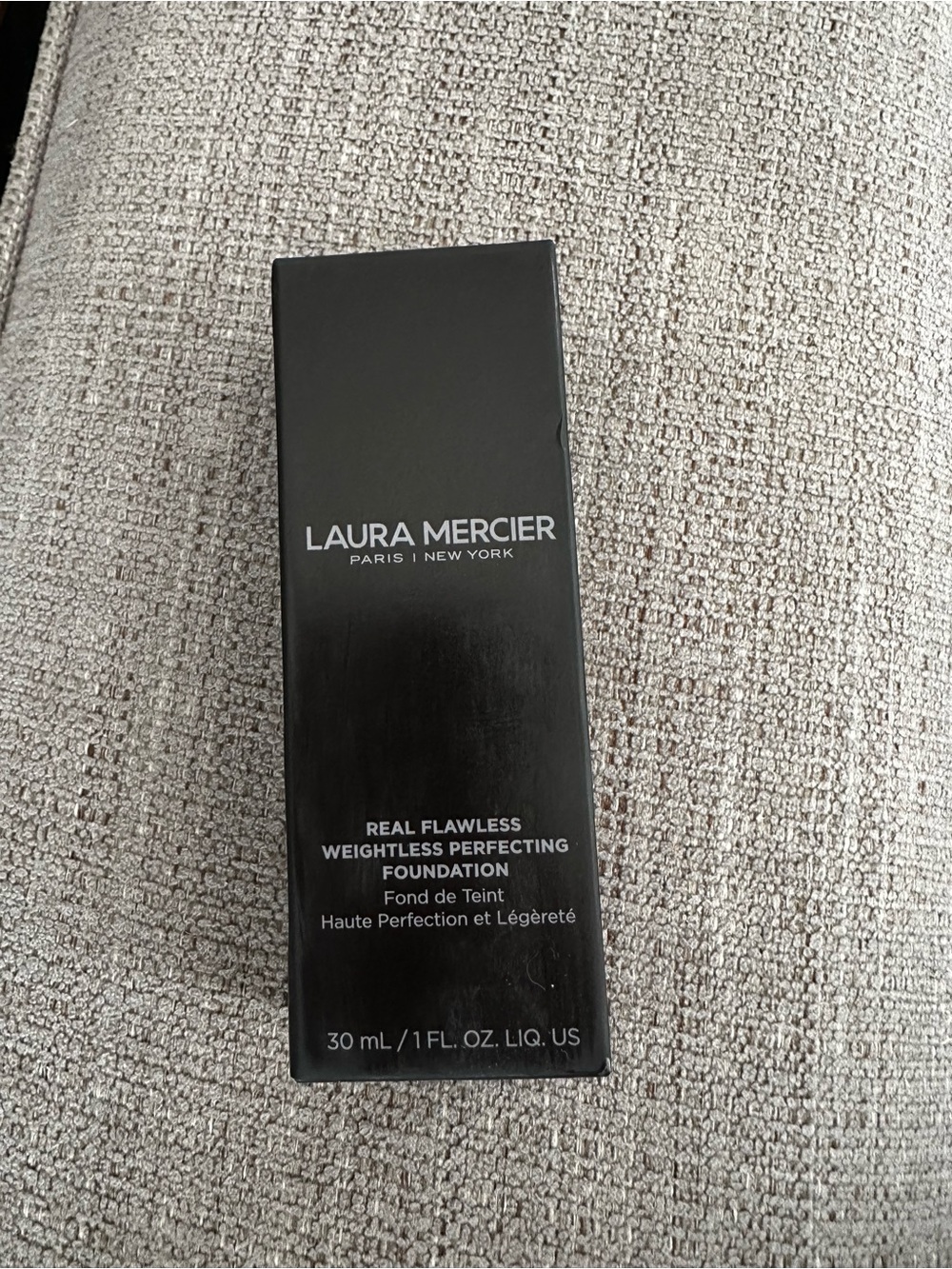 laura mercier 0N1 Flawless Weightless Perfecting Foundation